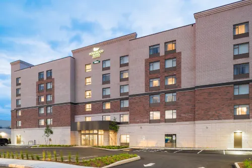 Homewood Suites by Hilton Ottawa Airport Các khách sạn ở Ottawa