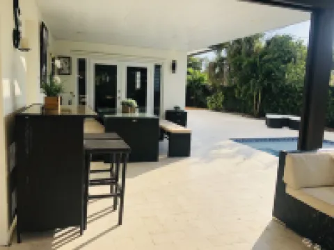 Such as house with heated pool, near to parks and lakes Hotels in Miami Lakes