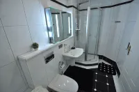 Vacation apartment directly at Hintersee, Ramsau near Berchtesgaden, 4 persons Hotel a Ramsau