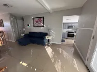 Beautiful & Meticulously Clean Waterfront Bungalow, with Pool!