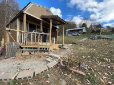 Tiny home overlooking the river with SPECTACULAR VIEWS and lots of extras! Hotels in Summers County