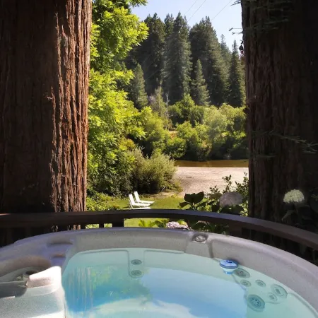Riverwood Cottage -- Riverfront with Hot Tub, River Access