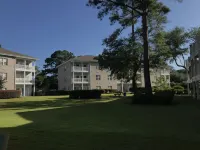 1st floor 2 BR, 2 BA Condo close to Beach & Golf Courses w/ Indoor/Outdoor pools