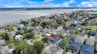 Experience Kemah in Luxury!Gorgeous, custom, brand new 3 bedroom with 3.5 baths