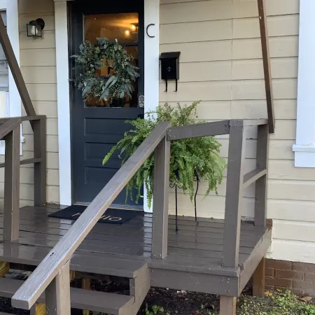 "Clementine at The 403" Historic District Apartment Walkable to Downtown