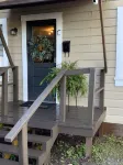 "Clementine at The 403" Historic District Apartment Walkable to Downtown