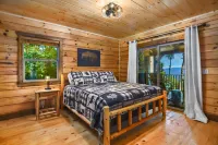 Stunning Mountain View With Hot tub & Game Room. Indoor/Outdoor Fireplace