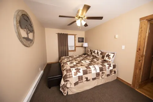 Cozy 3 bedroom cabin with pretty views and a short drive to Luray Caverns