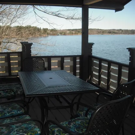 Aqua Vista- Perfect 2 family location