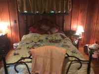 Cozy/Chic Cabin (ISOLATED RETREAT Binghamton NY Hotels in Chenango
