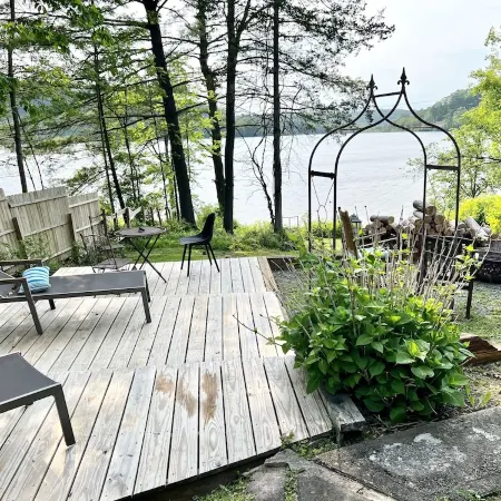 Many perfect sunsets at the magical house on the lake