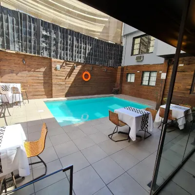 Hotel Sonetto Hotels near Parque Forestal