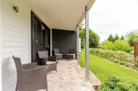 Charming Luxury Rural Cottage Close to National Parks and City of Sydney