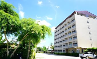 Maihom Resort Hotel