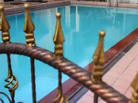 Aryani Suites Syariah - Rooftop Pools