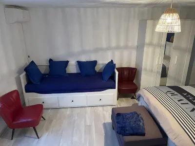 À 3 Minutes de la Plage Jolie Maison 4-6 Personnes Récemment Rénovée + Piscine