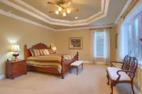 5000 SF 6 Br Lake Balboa Golfers & Boaters Dream Home Hotel a 