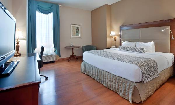 Clayton Plaza Hotel & Extended Stay