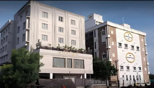 V Five Hotel Hotels in Kattankulathur