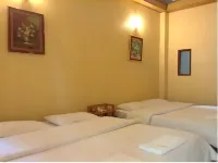 Ban Suan Resort Hotels near Pha Mhee Cave