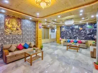 Hotel Swastik Grand - 3 estrellas