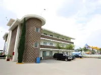 Hotel Splash Inn فنادق في Silao