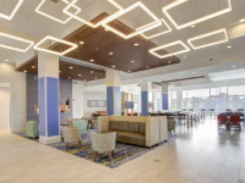 Holiday Inn Express & Suites CHARLOTTE SOUTHWEST by IHG スティール・クリークのホテル