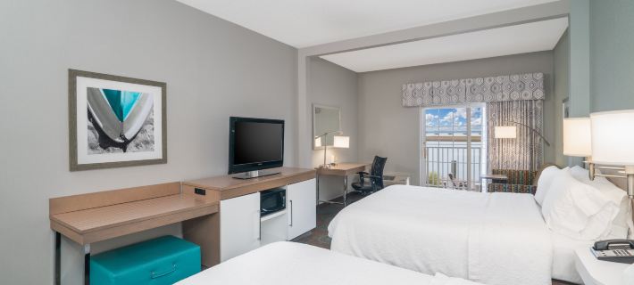 Hampton Inn & Suites Chincoteague-Waterfront Hotels in Accomack County