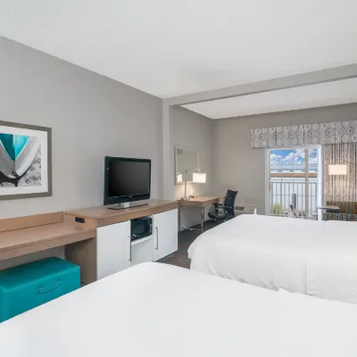 Hampton Inn & Suites Chincoteague-Waterfront Hotels near Chincoteague Island