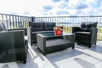 Windland apartment house on Lake Goitzsche for 8 people with lake view Hotels in Muldestausee