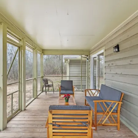 Charming 2-bedroom 2 bath house in Leiper's Fork