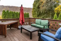 Private Beautiful Home - Family Friendly - 1 min. Walk to Candlewood Lake