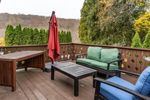 Private Beautiful Home - Family Friendly - 1 min. Walk to Candlewood Lake