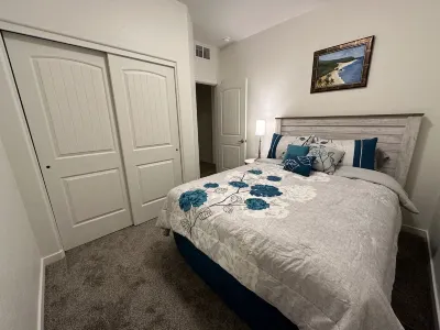 Beautiful Home Close to River Parks , Airport & Downtown. Pet-Friendly! Hotels in der Nähe von Magic Circle Players