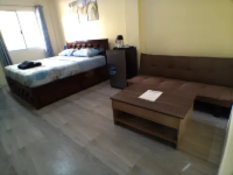 Your Perfect Hideaway, Uncompromised Comfort, and Much More! 聖菲酒店