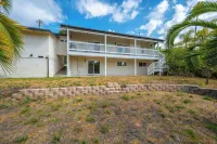 Cozy house in Edna Valley wine country near SLO. Perfect for families or groups. Hotels near San Luis County Regional Airport