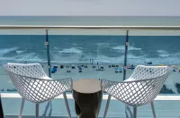 Crown Reef Beach Resort and Waterpark - Havudsigt