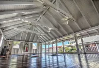 Historic Apartment in the Heart of Christiansted Hotels in Christiansted