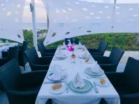 Club Rosa Rivage
