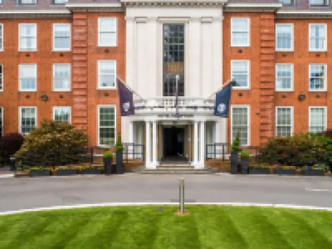 Cbh the Lensbury Hotels in Richmond upon Thames