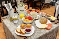Inn Bairro Alto BA Sweet - breakfast