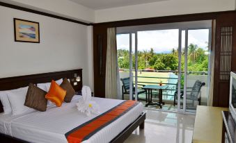 First Residence Hotel