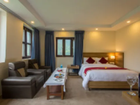 Siddhartha Resort, Chisapani Hotels in Lamki Chuha