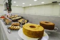 インペリアル プラザ ホテル - 朝食