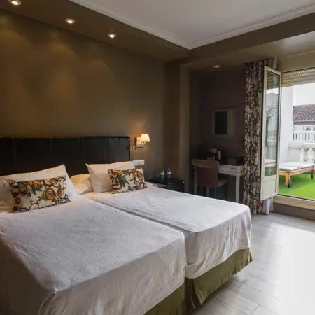 Hotel Moderno Puerta del Sol
