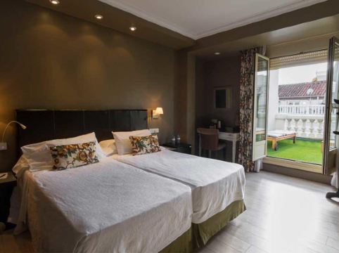 Hotel Moderno