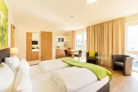 INhouse 우넨 아우프 짓