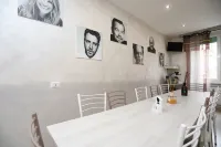 Cineroma Guesthouse