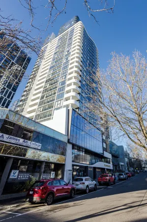 StayAU Hotel style Apartment BoxHill Netflix Gym