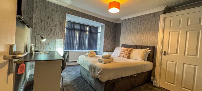 Billy's Place Hotels in Boston